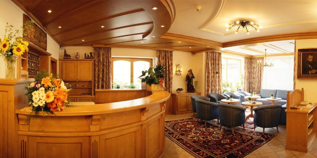 Hotel Dolomiti Madonna Ortisei Zewnętrze zdjęcie